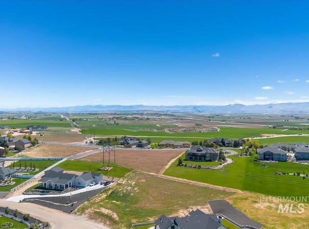 8107 Stella Ct, Nampa, ID 83686