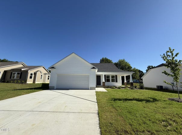 91 Oakfield Trace Drive, Four Oaks, NC 27524