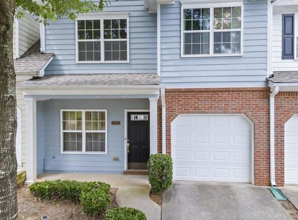 2331 Suwanee Pointe Drive, Lawrenceville, GA 30043