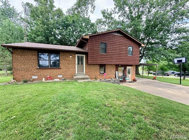 3369 Highway B, Perryville, MO 63775