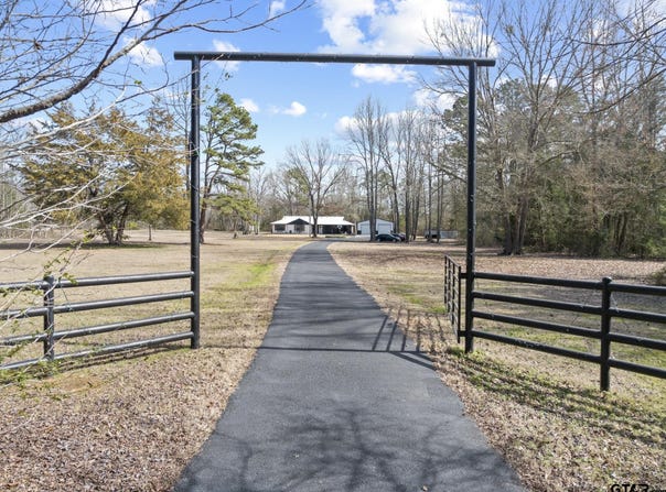 1175 County Road 1535, Mt Pleasant, TX 75455