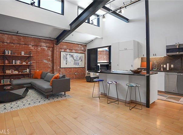 120 S Hewitt Street, Los Angeles, CA 90012