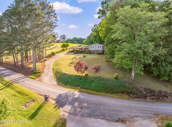 108 Pattie Gap Rd, Philadelphia, TN 37846