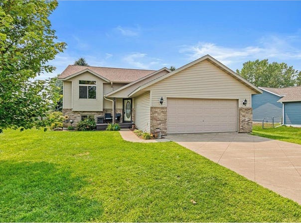 1630 Amsterdam Street, Baldwin, WI 54002