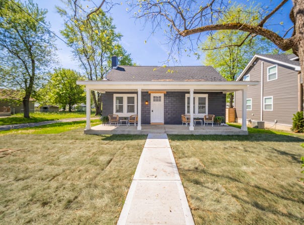 227 W 7th Street, Lapel, IN 46051