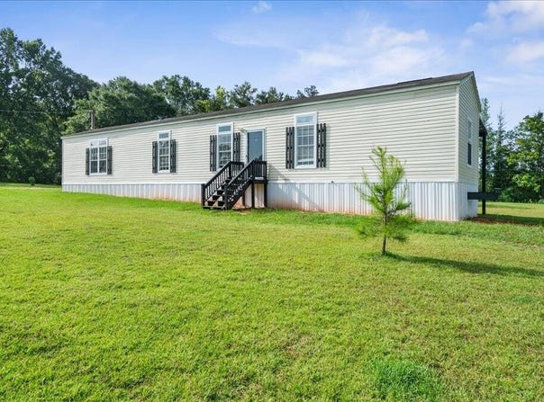 67 Anderson Rd., Richton, MS 39476