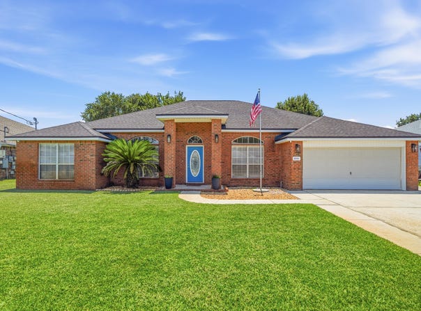 8241 Cosica Boulevard, Navarre, FL 32566