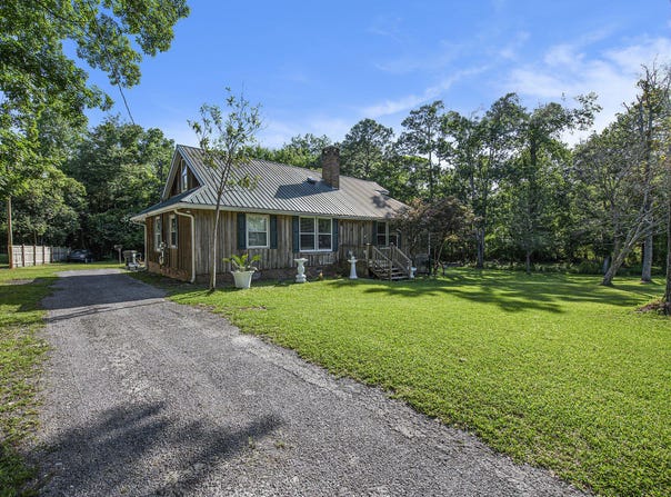 417 Dennis Avenue, Moncks Corner, SC 29461