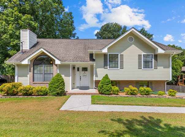 141 Debbie Lane, Ringgold, GA 30736