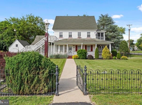 643 MAIN STREET, LEESBURG, NJ 08327
