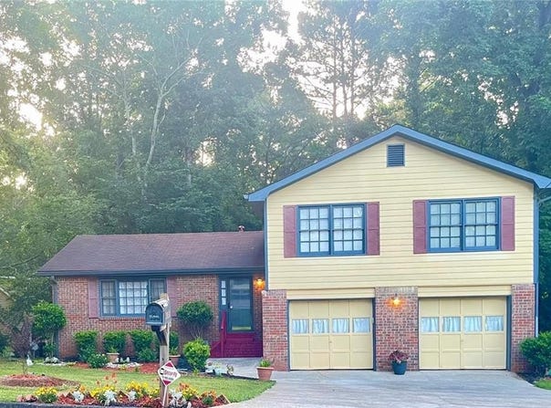 2056 Wellborn Close, Lithonia, GA 30058