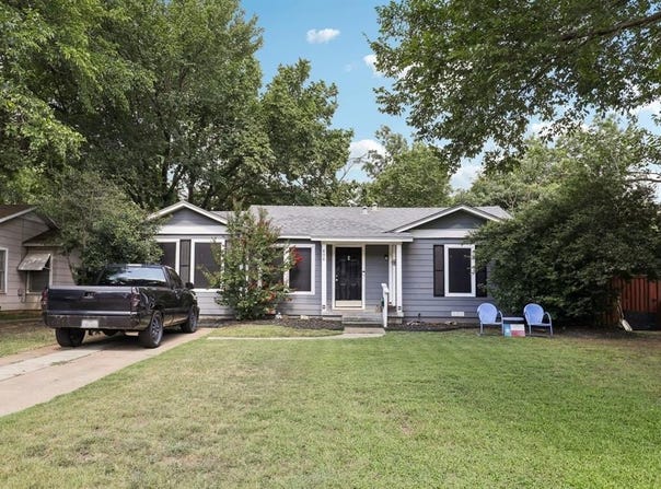 408 Harrison Lane, Hurst, TX 76053