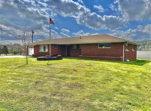 6229 Ohio River Road, Lesage, WV 25537