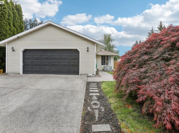 12826 SE MAIN ST, Portland, OR 97233