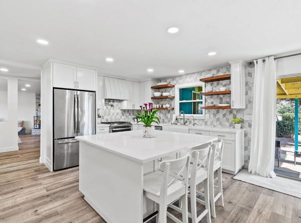 19395 Bellinzona AVE, Salinas, CA 93906