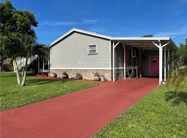 9755 61st Place, Sebastian, FL 32958