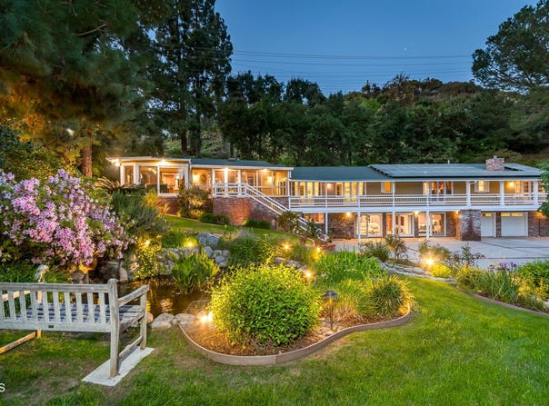 5290 La Canada Boulevard, La Canada Flintridge, CA 91011