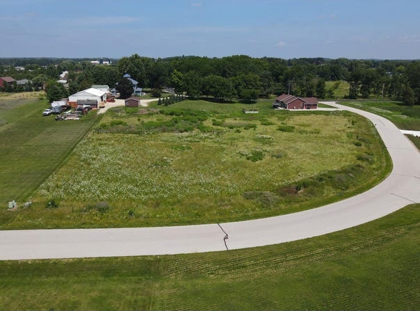 Lot 10 Prairie Ridge Lane, Helenville, WI 53137