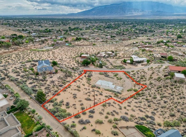 75 CALLE ROJA, Corrales, NM 87048