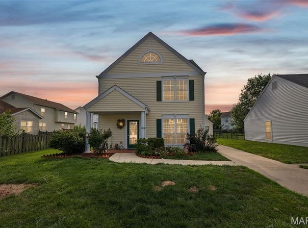 255 Brookmont Drive, Belleville, IL 62221