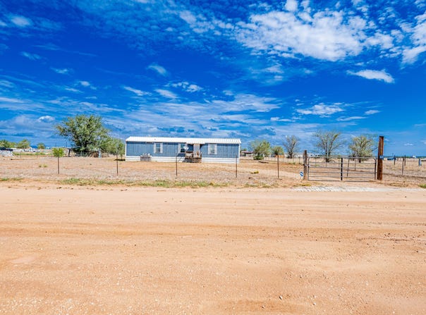 60 Sandia Street, Moriarty, NM 87035