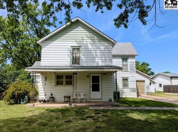 410 S McPherson St, Galva, KS 67443