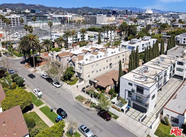 844 N Poinsettia Pl, Los Angeles, CA 90046
