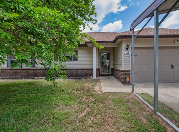 2628 Salamanca St Street, Navarre, FL 32566