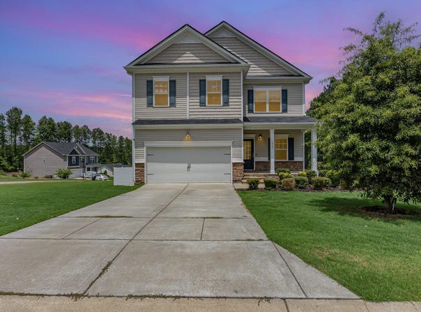 270 Cascade Knoll Drive, Clayton, NC 27527