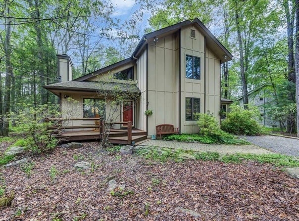 4147 Hemlock Trail, Pocono Pines, PA 18350