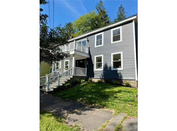 27 N Washington Avenue, Oxford, NY 13830