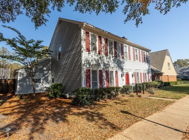 1938 WICKLOW, Germantown, TN 38139