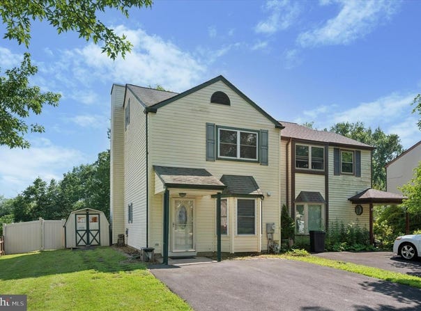 645 WHITTIER DR, WARMINSTER, PA 18974