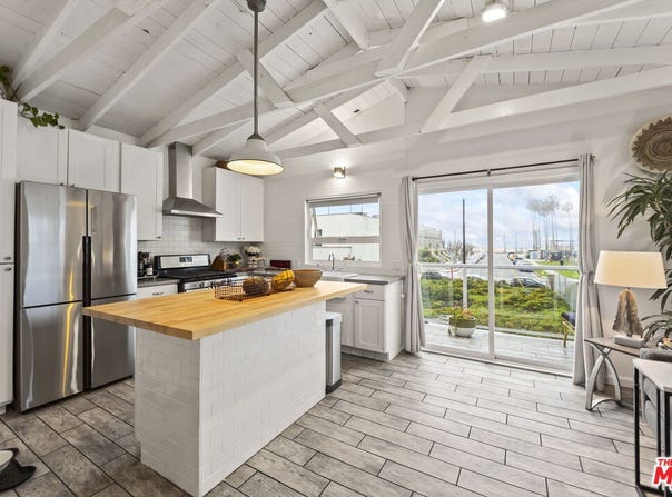 6712 S Culver Place, Playa Del Rey, CA 90293