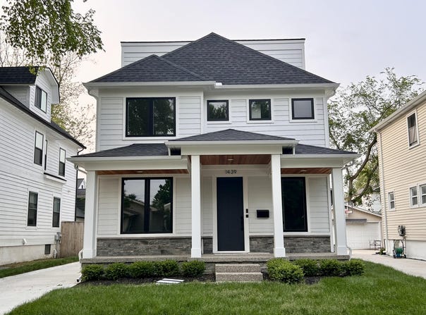 1439 Bennaville Avenue, Birmingham, MI 48009