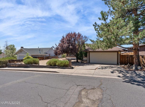 3852 Bexley Square, Reno, NV 89503