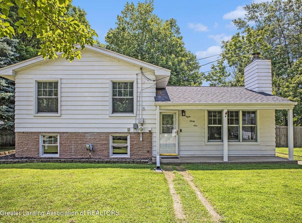831 Eugenia Drive, Mason, MI 48854