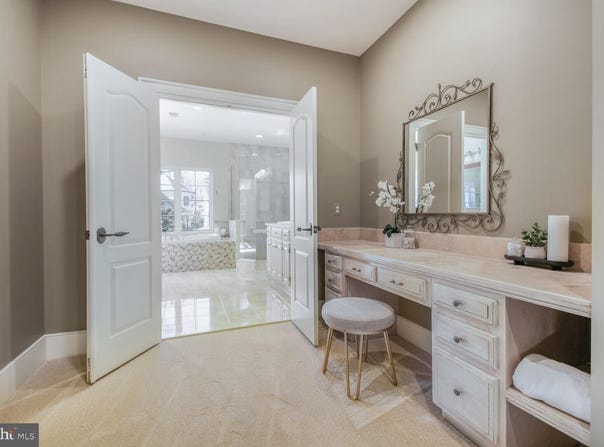 5420 MOORLAND LANE, BETHESDA, MD 20814