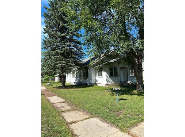 227 3rd Street SW, Staples, MN 56479