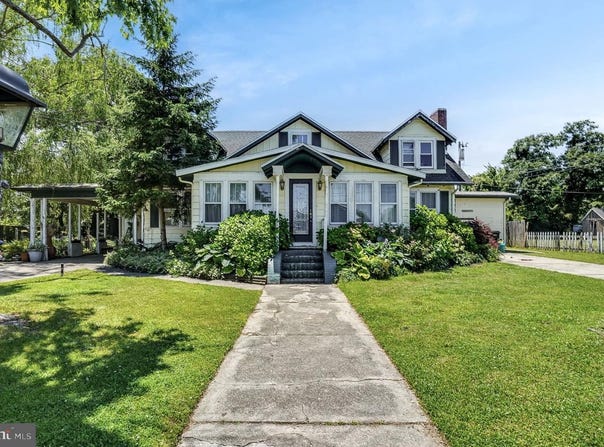 6126 TAYLOR ST, CHINCOTEAGUE ISLAND, VA 23336