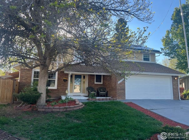 2229 S Elkhart St, Aurora, CO 80014
