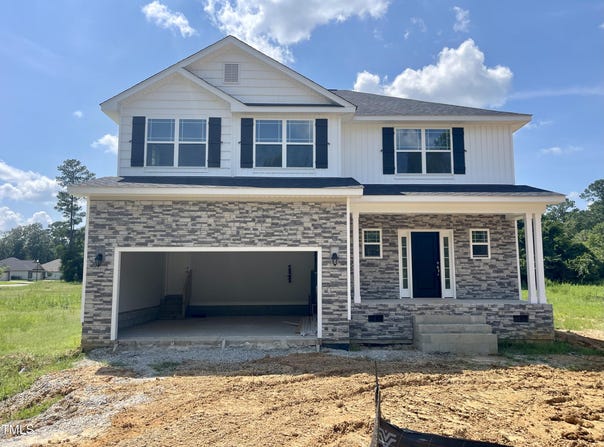 193 Falls Of The Cape Drive, Lillington, NC 27546
