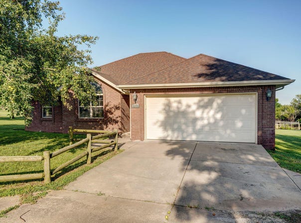 287 N Metzletein Road, Billings, MO 65610