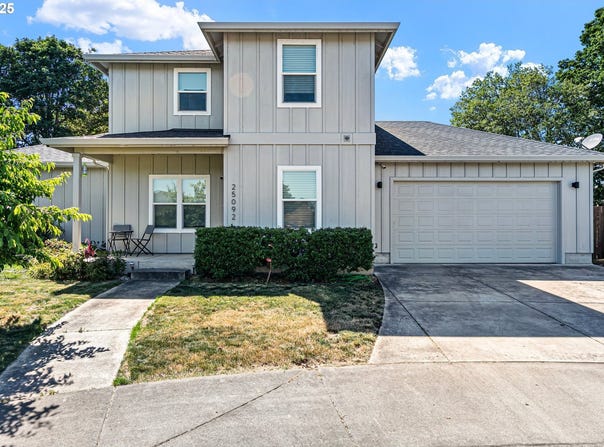 25092 AMBER CT, Veneta, OR 97487