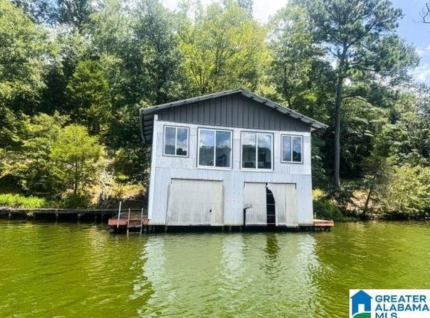 305 NANCY LANE, ADGER, AL 35006