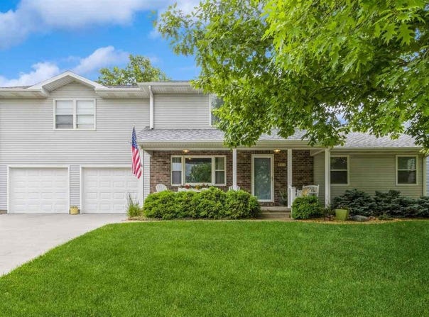 804 Elliott Ct, IowaCity, IA 52246
