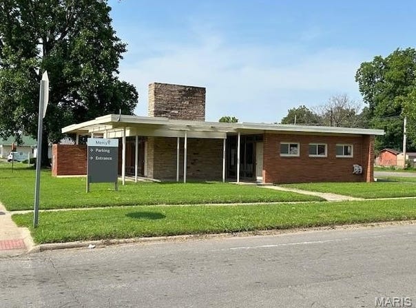 500 N Douglas, Malden, MO 63863