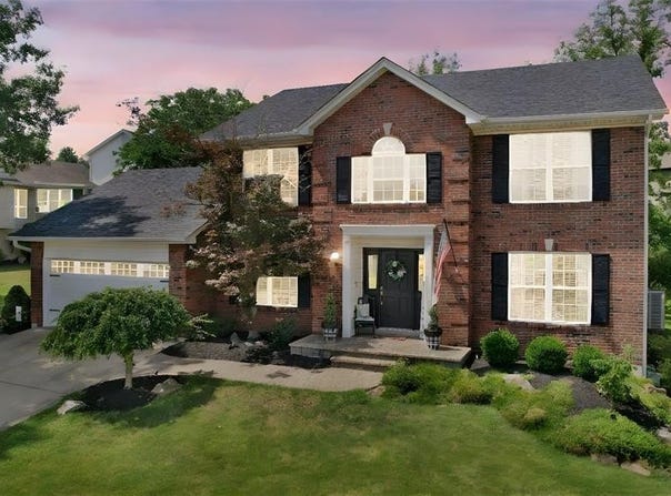 33 Hollandbush Court, St Peters, MO 63304