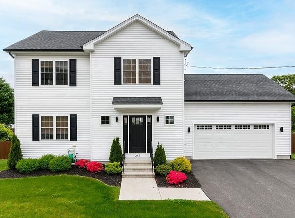 243 Simmonsville Avenue, Johnston, RI 02919