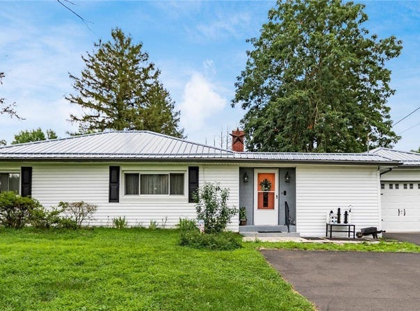 1690 Potts Lane, Zanesville, OH 43701